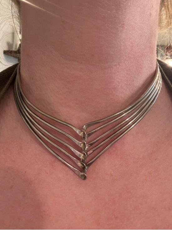MEXICANA Jewelry - Vintage Mexico Stamped Sterling Silver V-Front Choker Torque Necklace